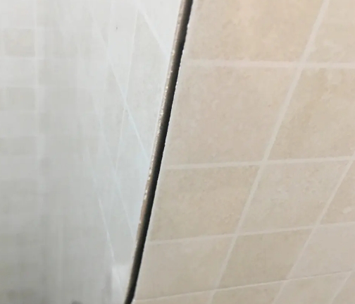 常州市瓷砖空鼓维修公司分享阳台瓷砖脱落的修复过程可以分为以下几个步骤